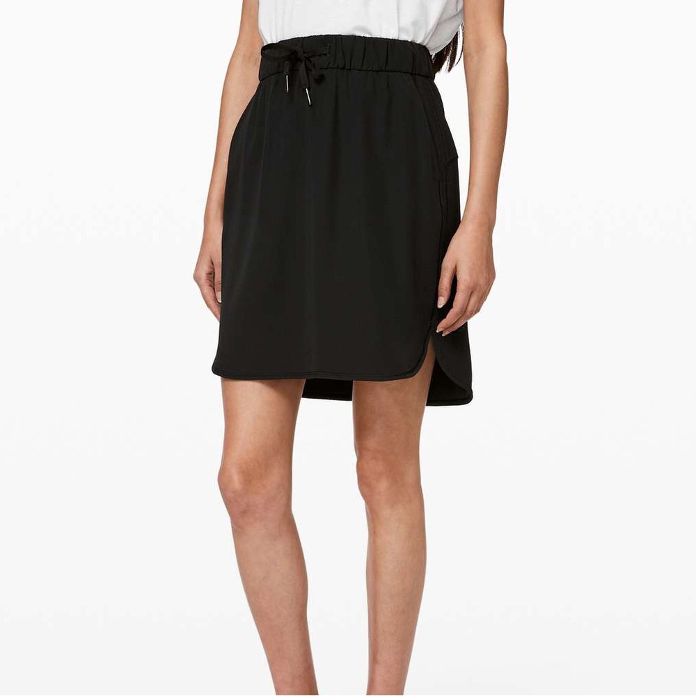 Lululemon On the Fly Skirt
